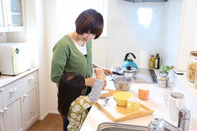 中古住宅と新築住宅、どちらがお得？国の補助金や税金もふまえて解説