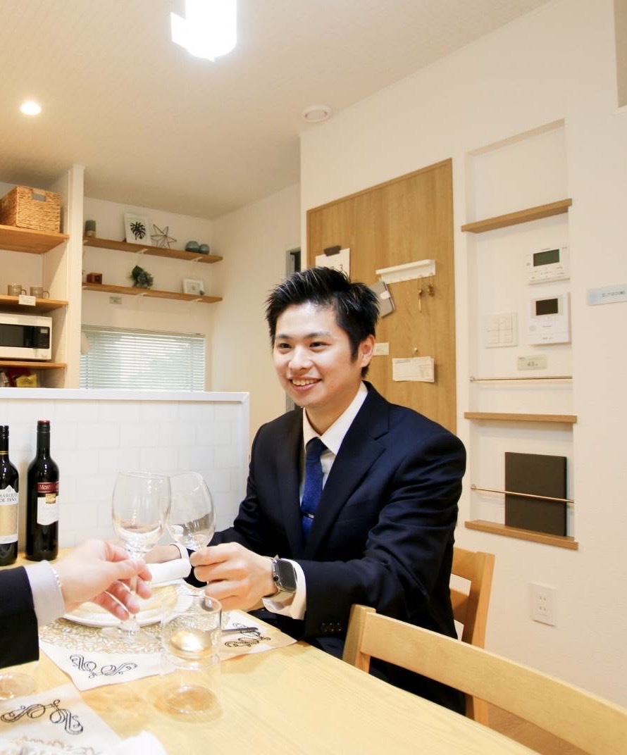 新築営業部　いえとち専門店　第二グループ　新入社員紹介