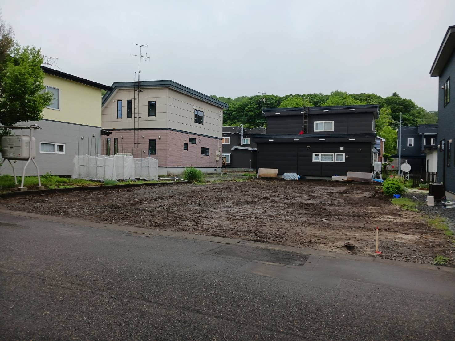 《建築条件付き土地》神居8条4丁目